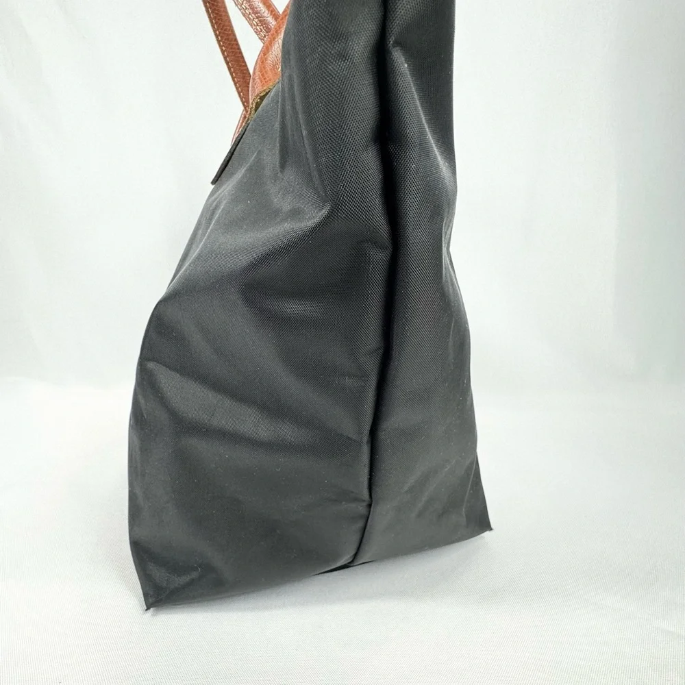 Longchamp Le Pliage Black Nylon/Leather Large Tote - Picture 2 of 11